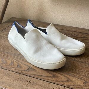 Gently used slip on white Rothy’s!